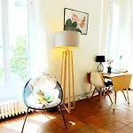 Charming 1 Bedroom In Upper Marais